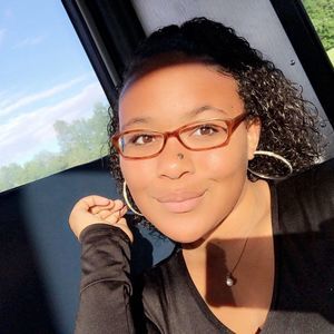 Meet your Posher, Sierra